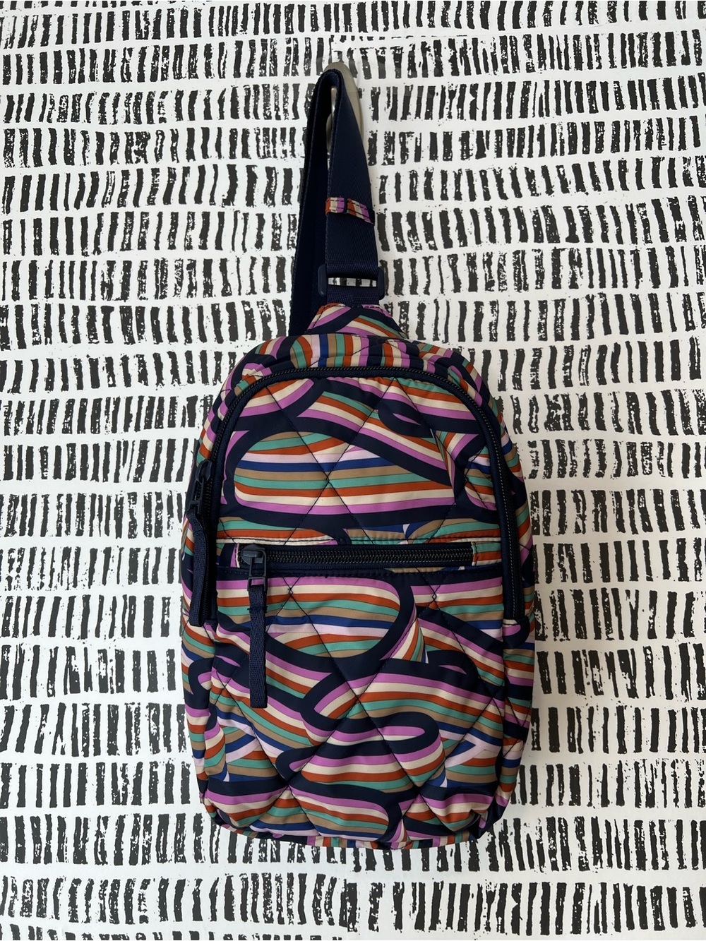 Vera Bradley retro ribbons Ultralight Essential Sling Backpack Travel Crossbody - Picture 2 of 11